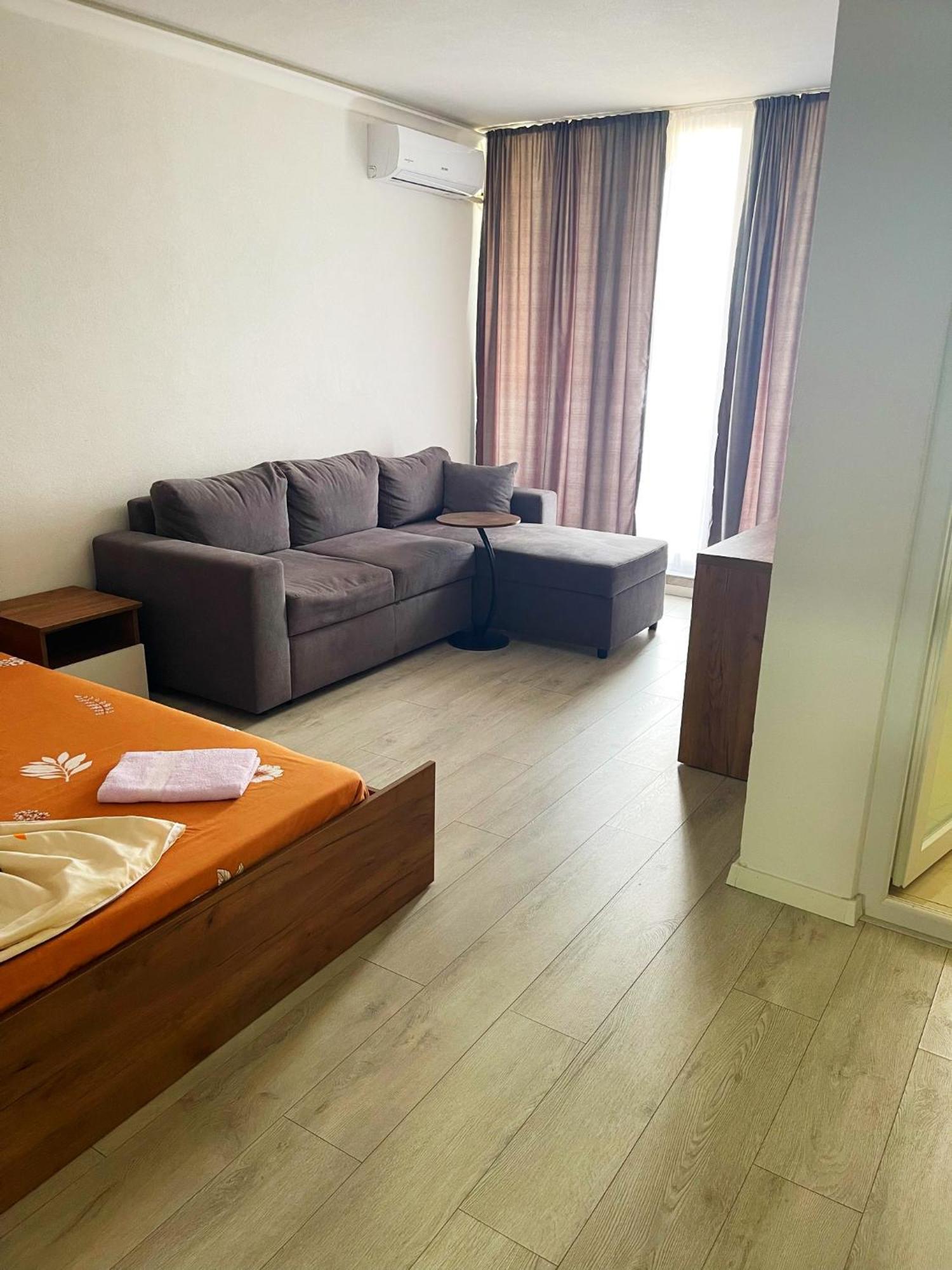 Infinity Plaza Hotel Gjakova 外观 照片