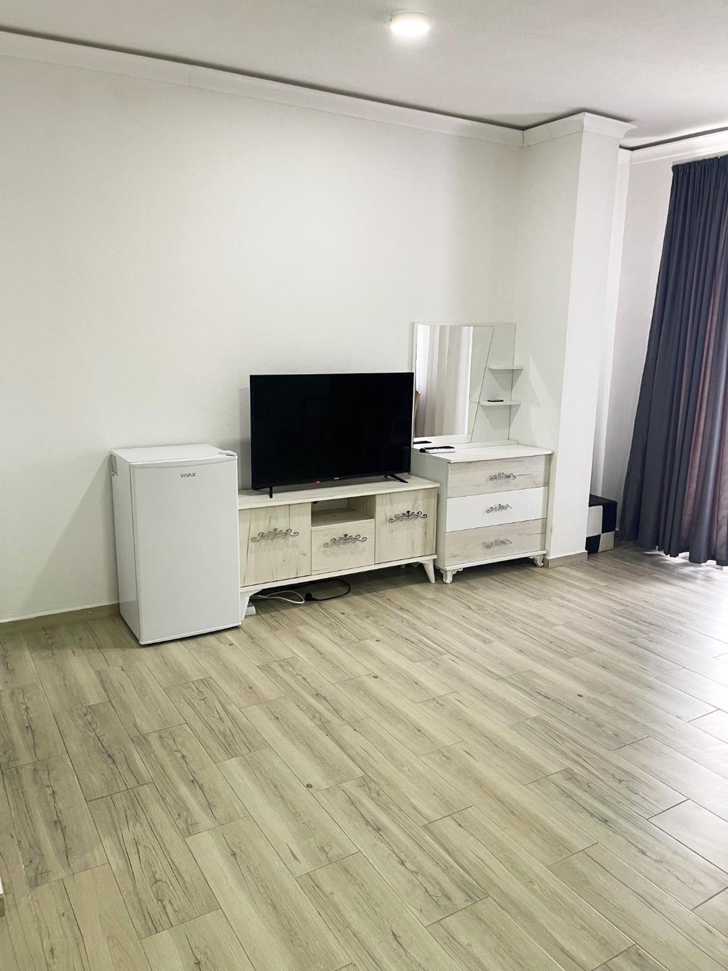 Infinity Plaza Hotel Gjakova 外观 照片